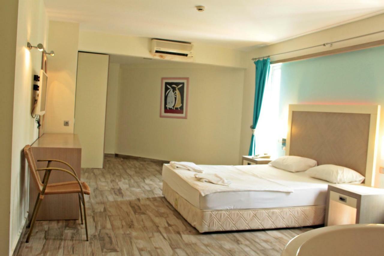 Costa Queen Suites グムベット エクステリア 写真