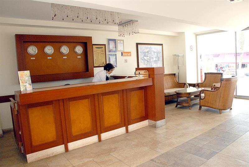 Costa Queen Suites グムベット エクステリア 写真